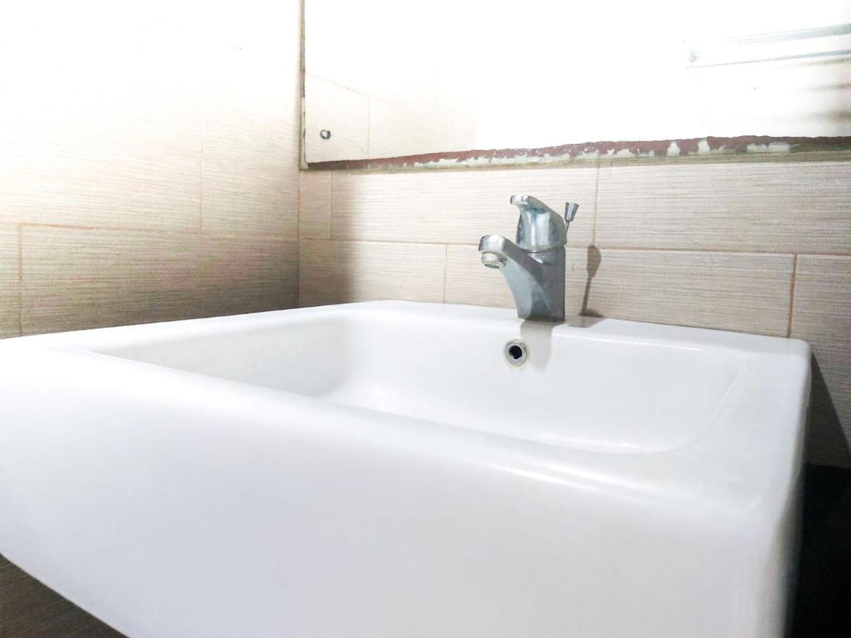 Olivia Soho Guest House Legian Buitenkant foto